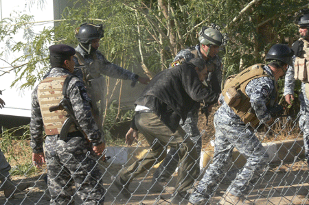 حمله به ساکنان اشرف در بیمارستان و مجروح و مضروب شدن دهها تن از مجاهدان