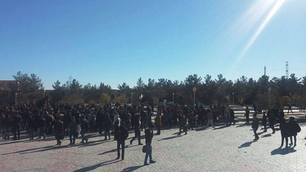 تظاهرات دانشجویان در ایران در روز دانشجو