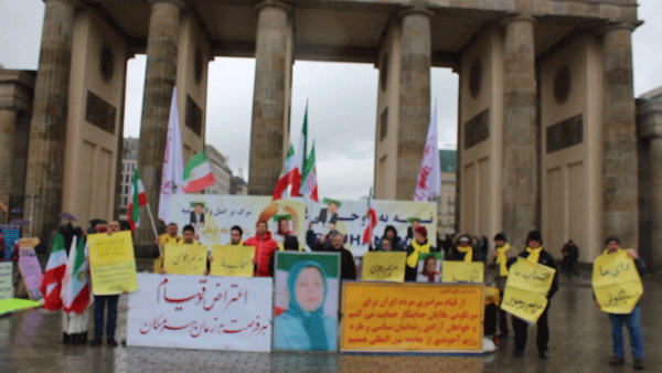تظاهرات هواداران مجاهدین خلق ایران در برلین آلمان بر علیه نقض حقوق بشر در ایران