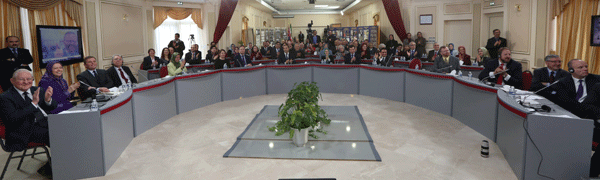 کنفرانس اعضای مجلسین انگلستان در اور سور اواز با حضور مریم رجوی
