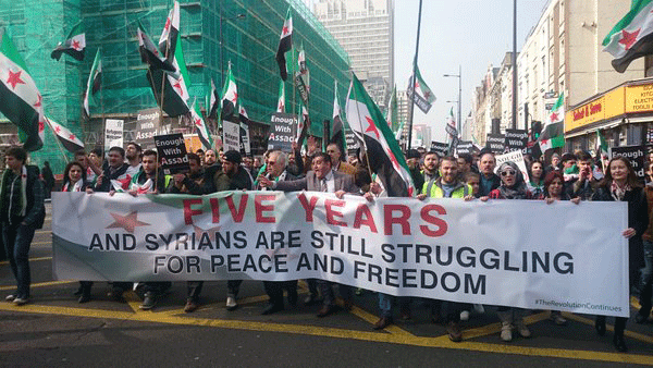 تظاهرات پنجمین سالگرد انقلاب سوریه در پاریس با شرکت هیئت مقاومت ایران