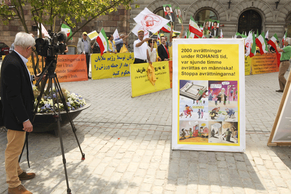تظاهرات ایرانیان علیه حضور وزیرخارجه رژیم رکورد دار اعدام در جهان در سوئد