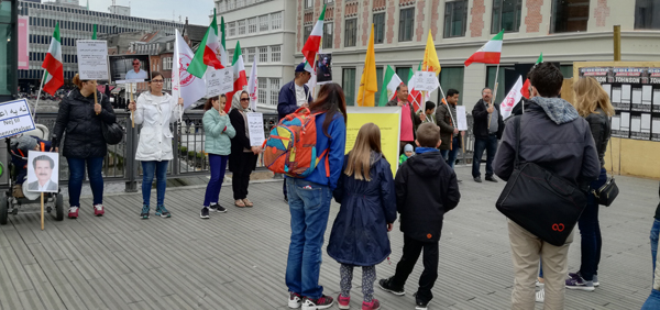 محکومیت نمایش انتخابات قلابی آخوندی در ایران - دانمارک