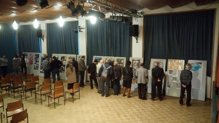 جلسه و نمایشگاه عکس جنبش دادخواهی در آلمان