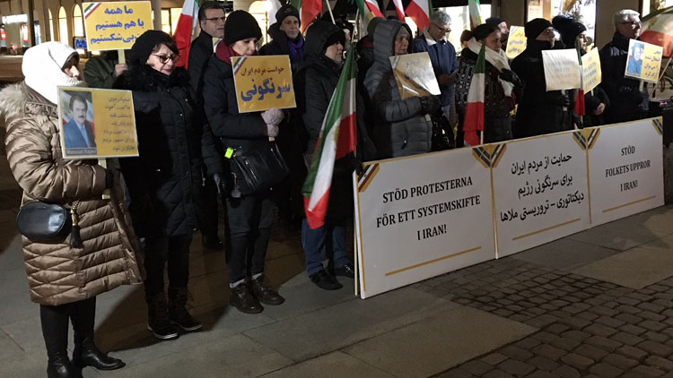 همبستگی با قیام ایران در سوئد ( استکهلم - یوتوبری - مالمو)