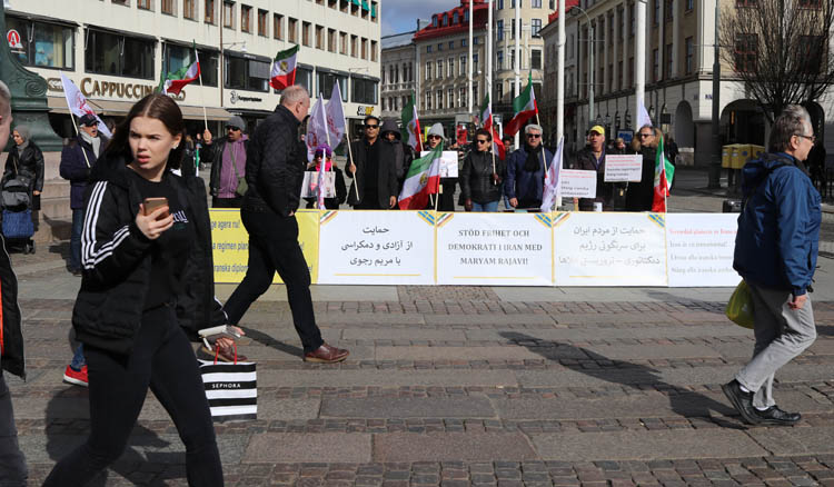 تظاهرات در سوئد - محکومیت نقض حقوق بشر در ایران