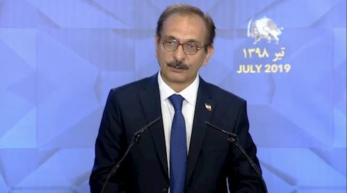 سخنرانی شاهدان قتل‌عام در کنفرانس دادخواهی قتل‌عام ۶۷ در اشرف ۳