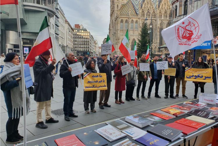 همبستگی با قیام قهرمانانه مردم ایران در وین