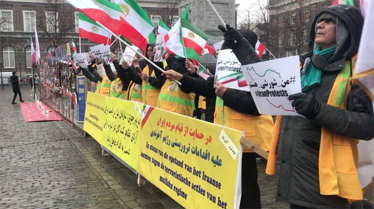کارزار بین المللی حمایت ایرانیان آزاده از قیام مردم ایران