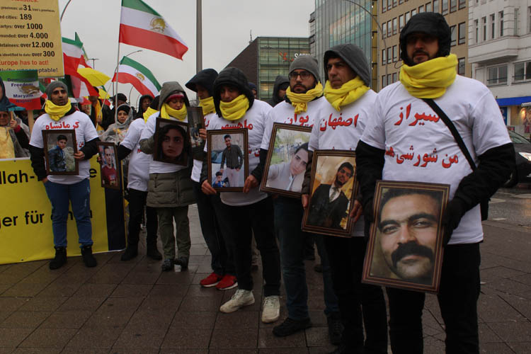 همبستگی ایرانیان آزاده ر هامبورگ  با قیام مردم ایران 