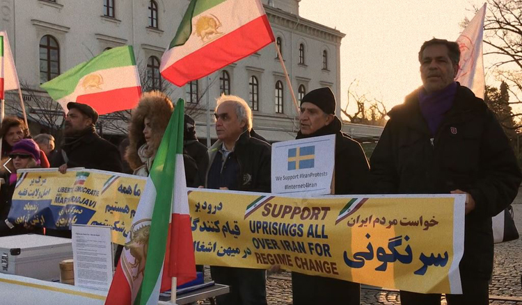 همبستگی و حمایت در سراسر جهان با قیام سراسری مردم ایران
