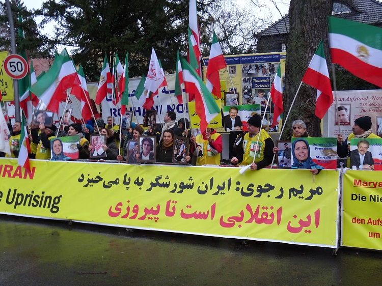 گرامیداشت شهدای قیام ایران در برلین