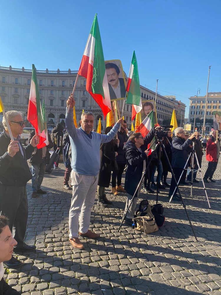 ادامه کارزار جهانی همبستگی با قیام مردم ایران