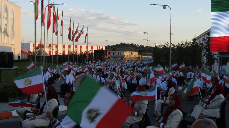 برگزاری مراسم گرامیداشت سی و دومین سالگرد قتل‌عام زندانیان سیاسی در سال ۶۷ در اشرف۳