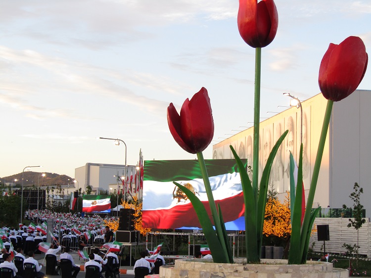 برگزاری مراسم گرامیداشت سی و دومین سالگرد قتل‌عام زندانیان سیاسی در سال ۶۷ در اشرف۳